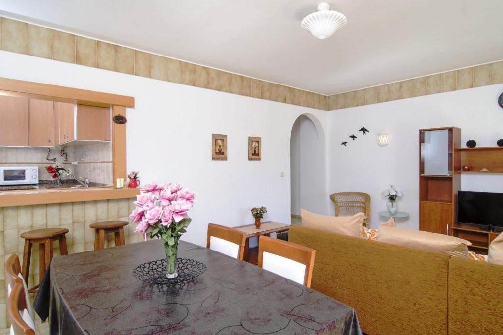 Apartment Lgs20t2, Confortavel T2 Em De Qualidade Lagos